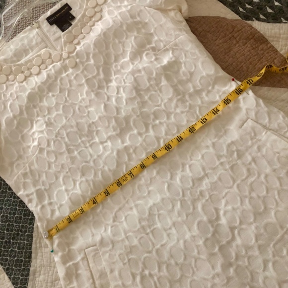 Dana Buchman Ivory Sheath Dress ~ Gorgeous!  Beautiful Xmas Dress! - Picture 6 of 11